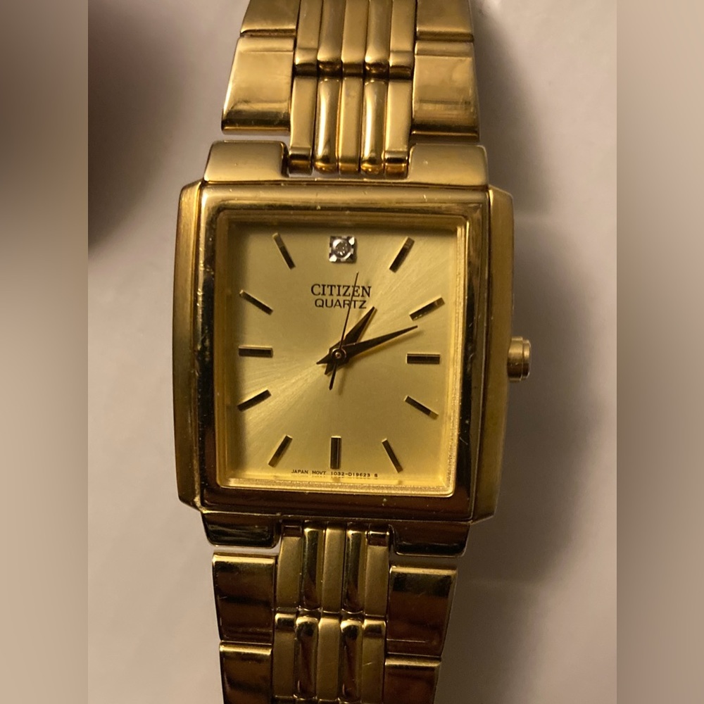 Citizen Quartz Vintage Gold Tone Watch Rectangle Dial w/ diamond at 12 o'clock! - Picture 13 of 13